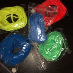 5 brand new sets of shoe laces